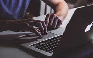 利物浦球迷狂喜！“英超传奇”杰拉德来黄浦了！